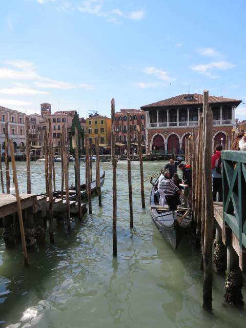 Venezia, gondola traghetto
